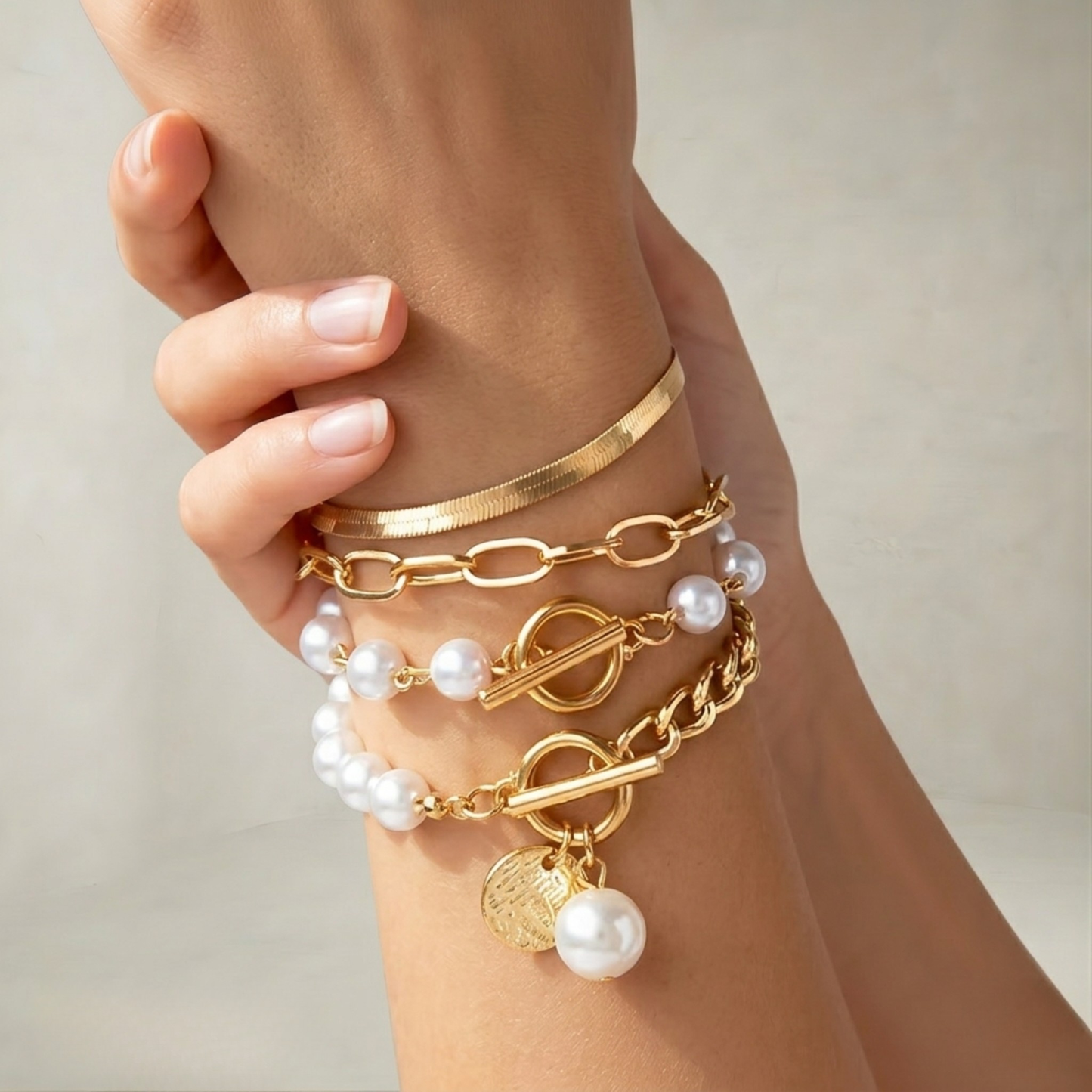 Helene | Elegant 4-Piece Gold Bracelet Set