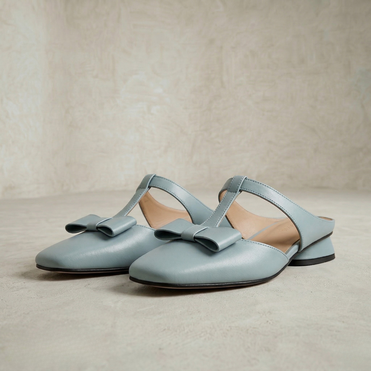 Carla | Sleek Leather Mules