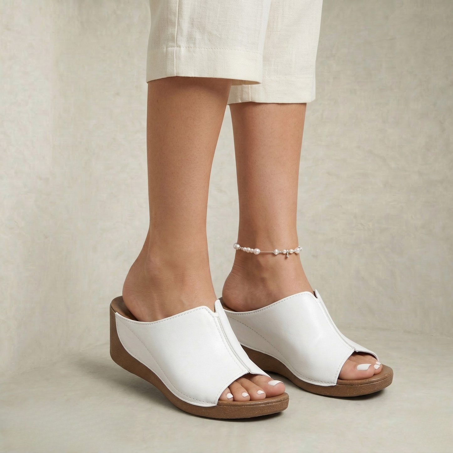 Carolina | Cushioned Wedge Platforms
