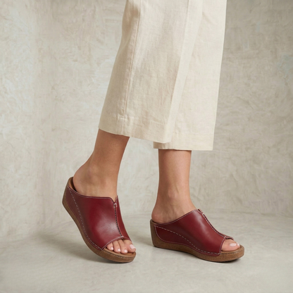 Carolina | Cushioned Wedge Platforms