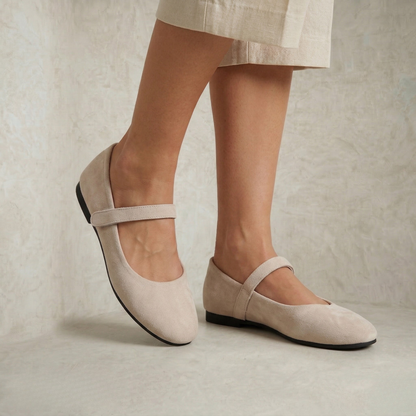 Claudia | Minimal Suede Flats