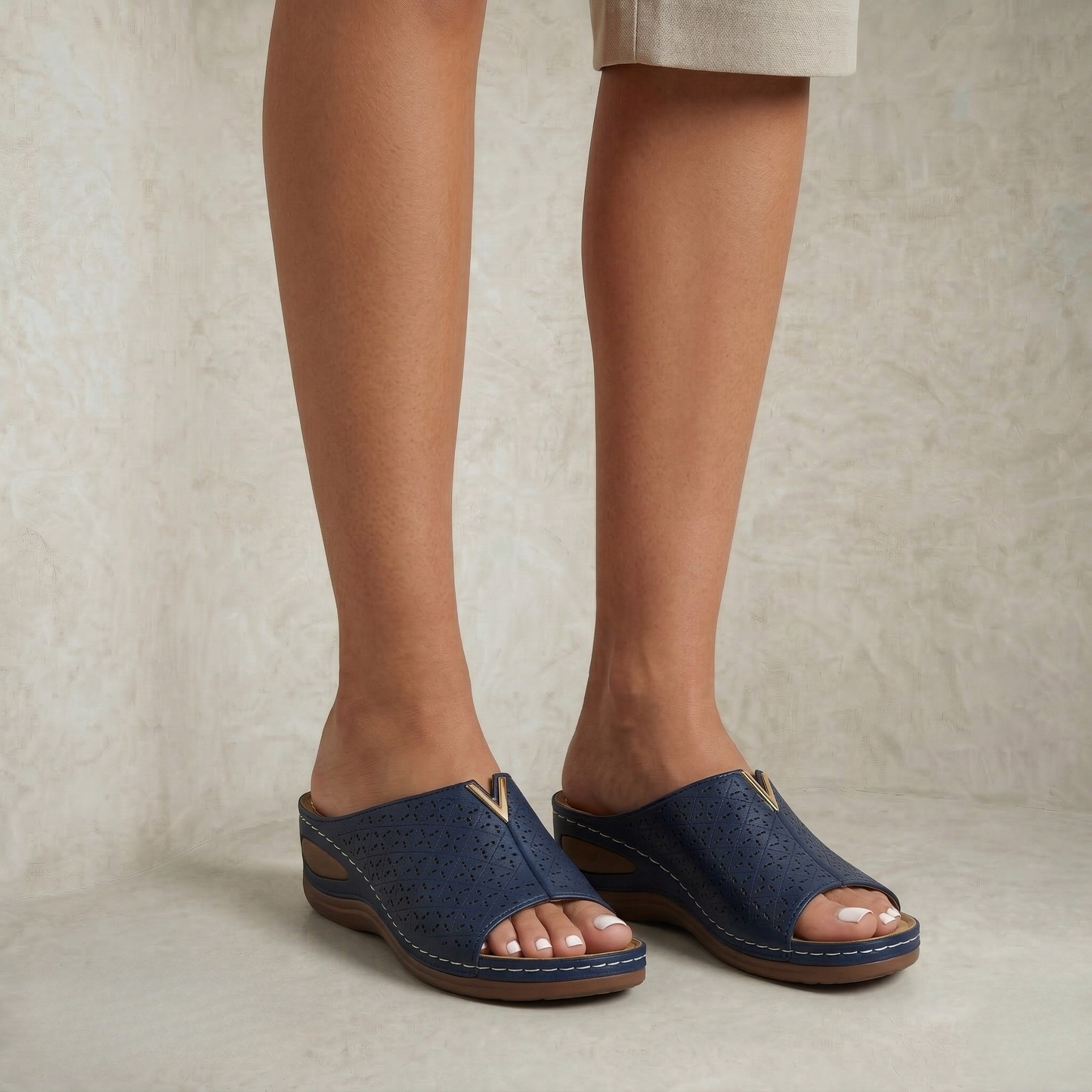 Dorothy | Perforated Leather Sandals