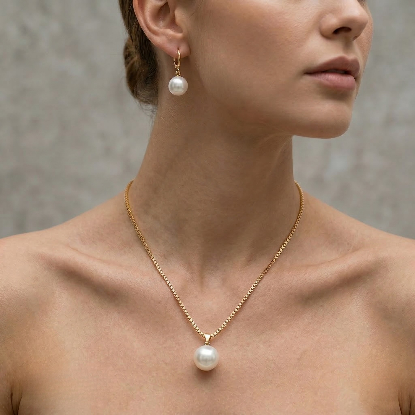 Elise | Elegant Golden Grace Pearl Set