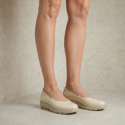 Flora | Supportive Leather Shoes