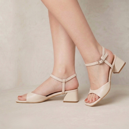 Tricia | The Signature Calvera Cushioned Heel