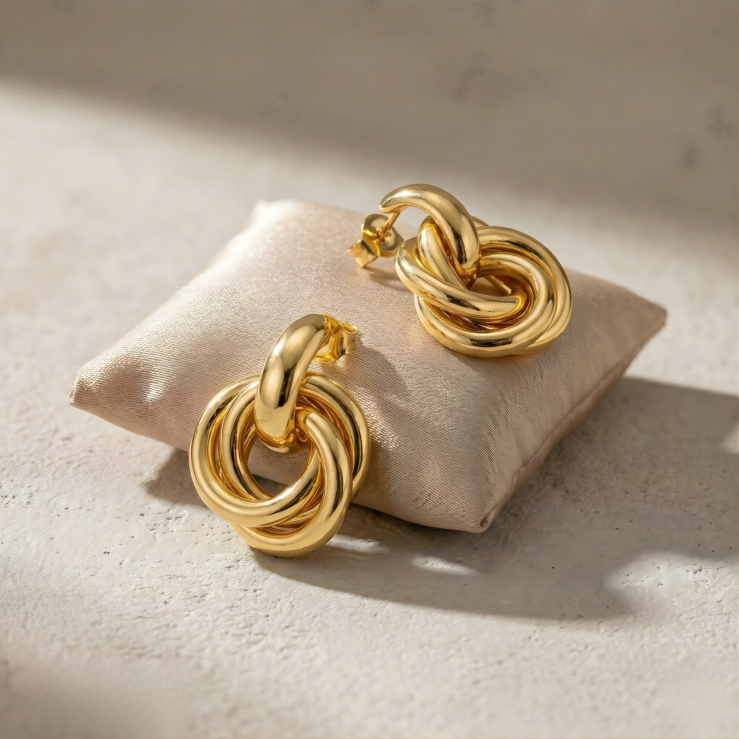 Veronique | Statement Interlocking Gold Earrings